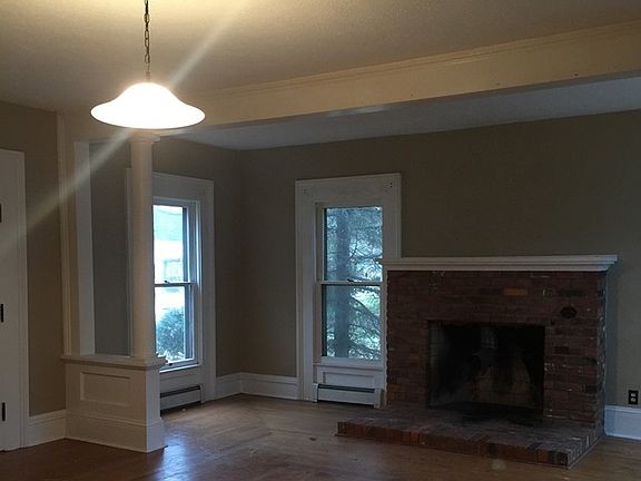 2nd image of 484 Milan Ave