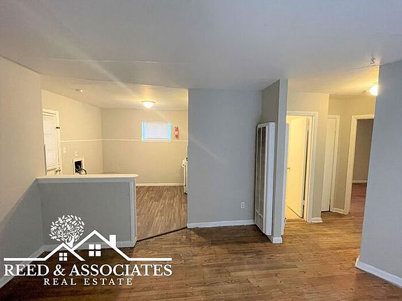 2nd image of 2086 Hubert Ave #4