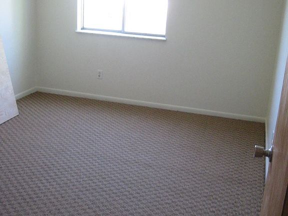 5th image of 4309 W Saginaw Hwy APT 5