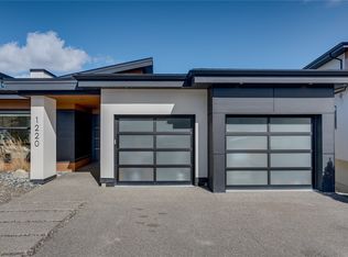 1220 Ponds Ave, Kelowna, BC V1W5N1