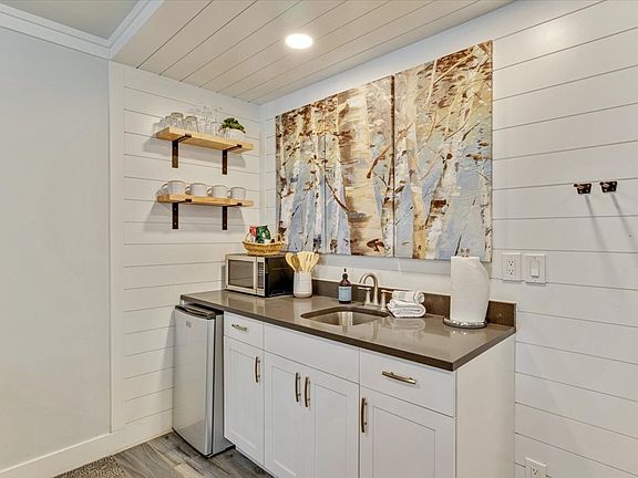 2nd image of 2105 Prospector Ave #208