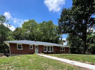 9615 Balboa Dr, Saint Louis, MO