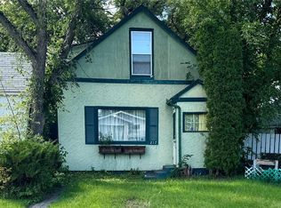 217 L AVENUE N, Saskatoon, SK S7L 2P3