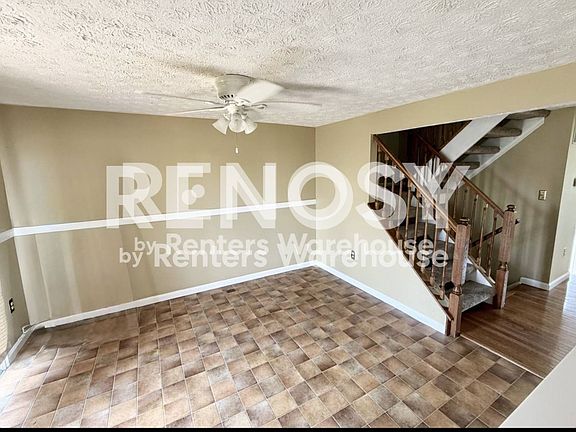 3rd image of 723 Dayspring Dr