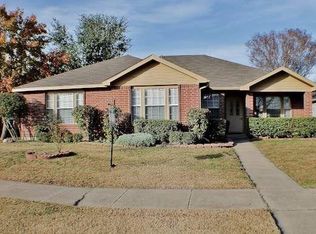 4132 Clary Dr, The Colony, TX 75056