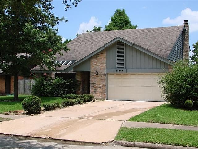 2nd image of 15206 Beechnut St