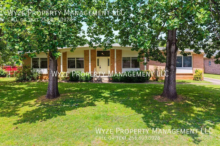 1st image of 11005 Louis Dr SE