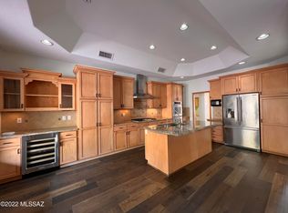 6416 N Desert Wind Cir, Tucson, AZ 85750