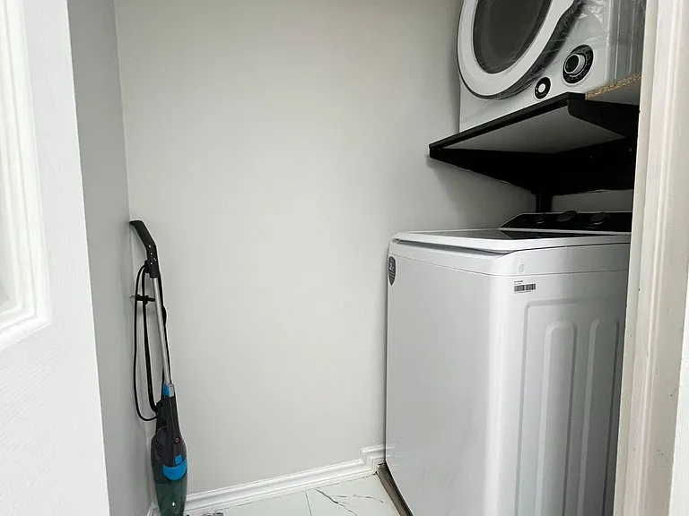 285 Enfield Pl #1412 — Photo 12