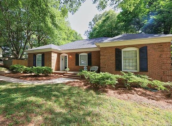 3rd image of 4701 Wildleaf Ct