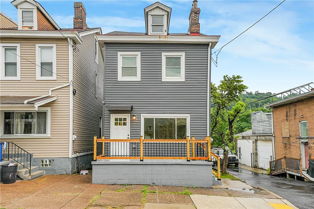 3 bed, 1843 sqft, $3,700 — Photo 1