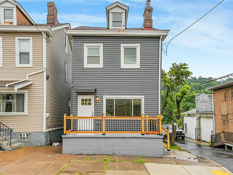 4706 Lorigan St — Photo 1