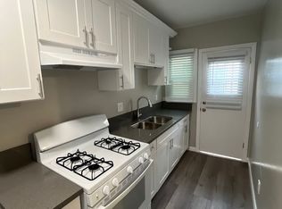 Beautiful Downstairs Studio On Alamitos Beach Area, Long Beach, CA 90802