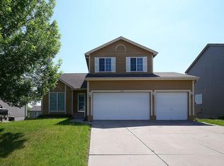 1903 Ridgeview Dr, Papillion, NE 68046