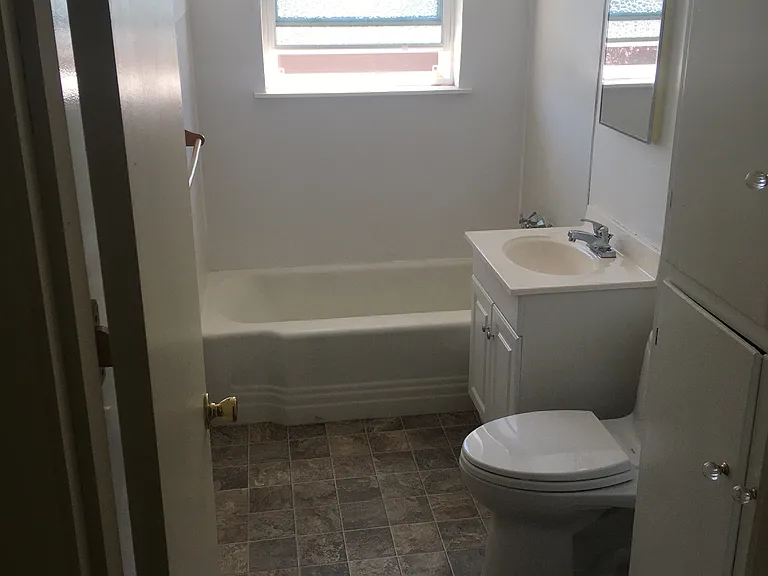 4131 35th Ave SW — Photo 11