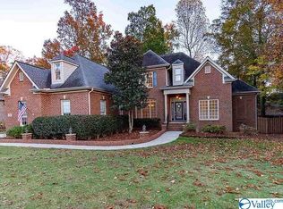 310 Fowlkes Trce NW, Huntsville, AL 35806