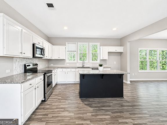 3rd image of 524 Rippling Ct