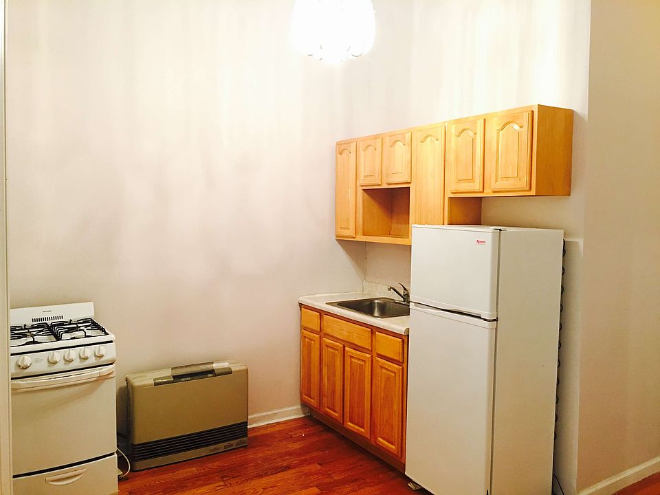 1st image of 112 Walton St APT 5