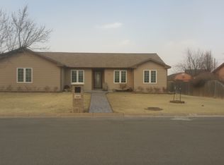 314 W Morton Ave, Greensburg, KS 67054