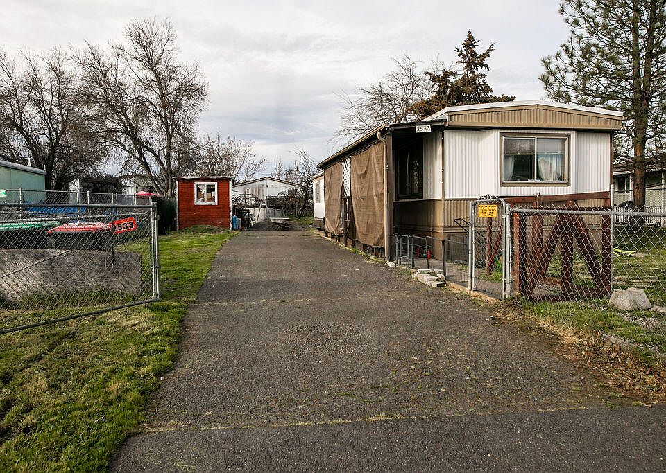 1st image of 2533 Terrmont St