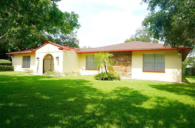 1st image of 1704 Rosshire Ct