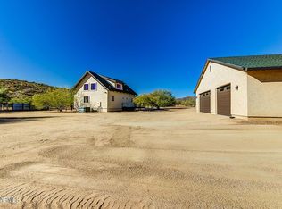 43026 N 12th St, New River, AZ 85087