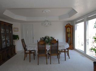 1327 E Martha Dunyon Cir, Draper, UT 84020