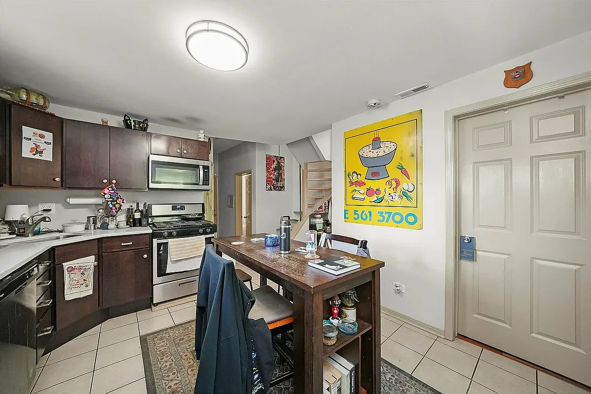 Building Photo - 3501 W Palmer St #2F