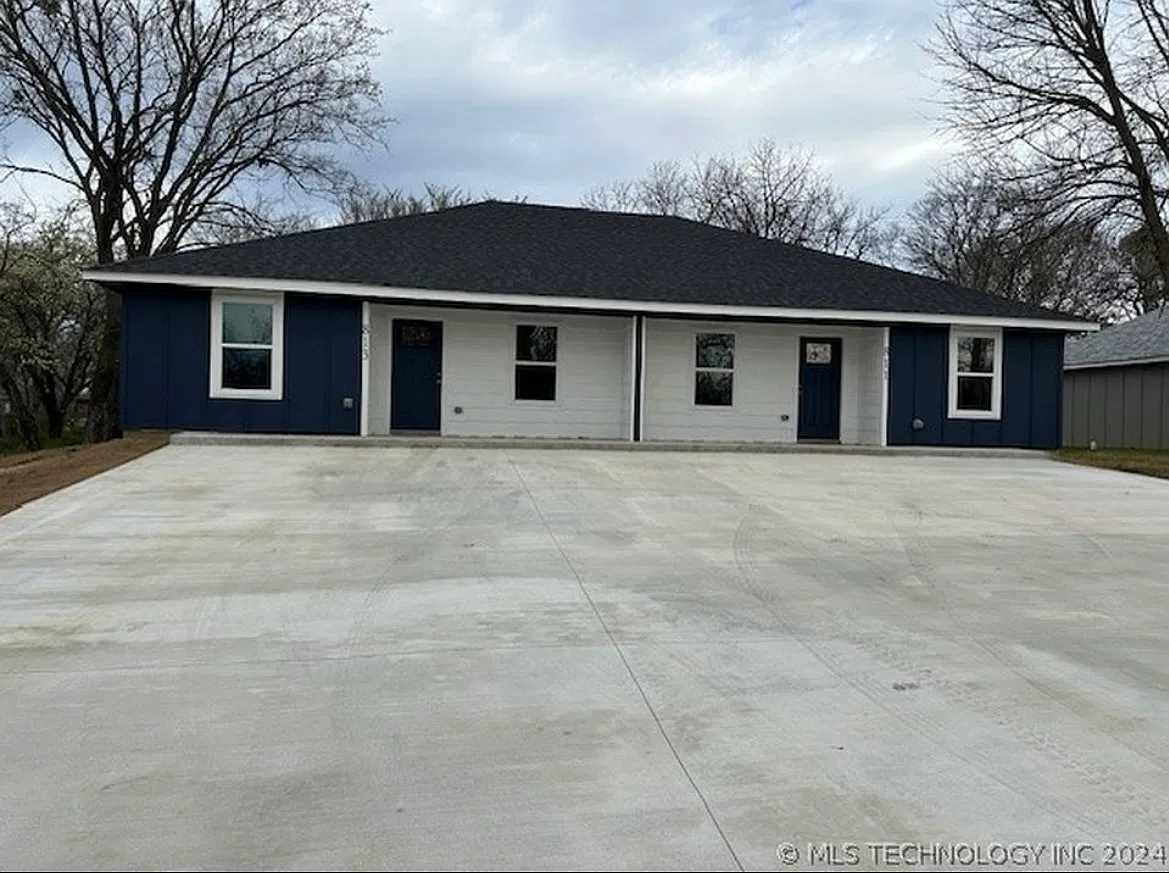 811 S 2nd Ave — Photo 1