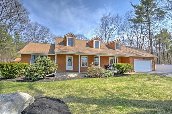 1st image of 15 Hillandale Rd