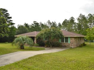 3993 Ambassador Dr, Chipley, FL 32428
