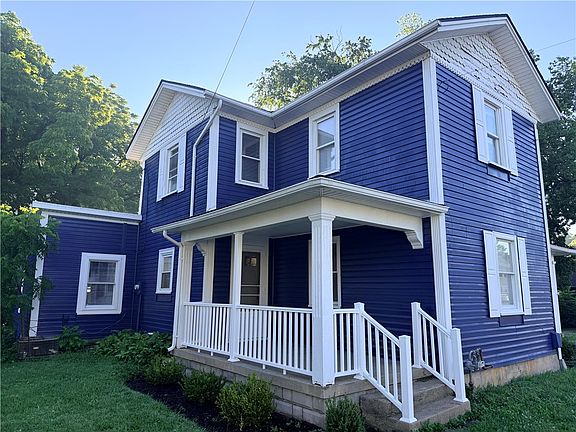 2nd image of 1409 Broadway