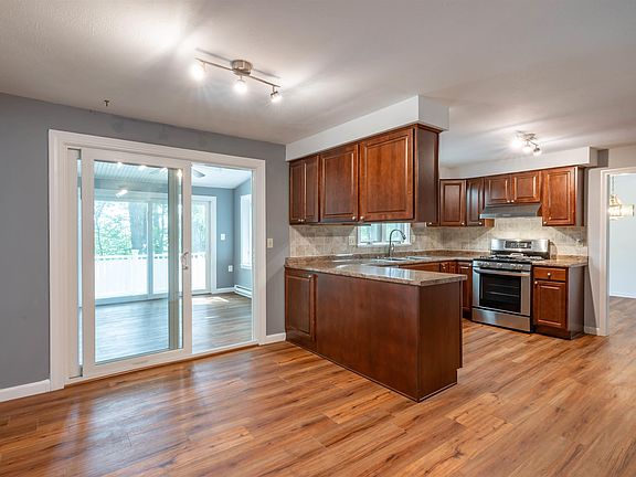 4th image of 45 Northwood Drive