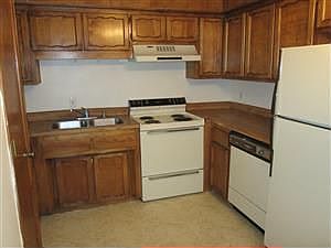 2nd image of 2736 Galisteo Ct APT 2