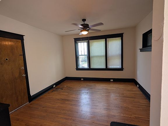5th image of 3935 Michigan Ave APT 2S