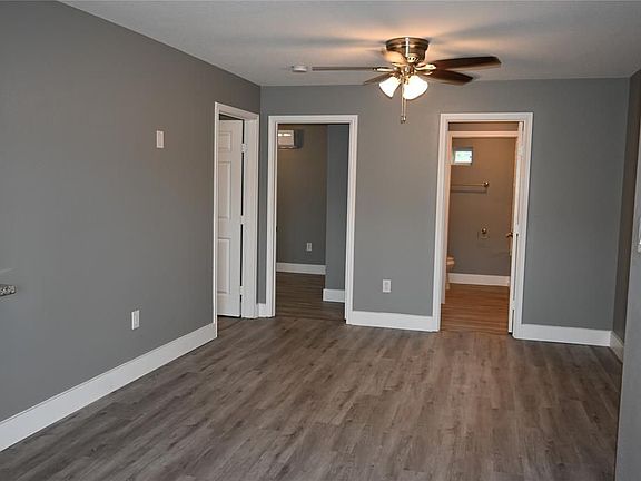 5th image of 510 Glen Cove St