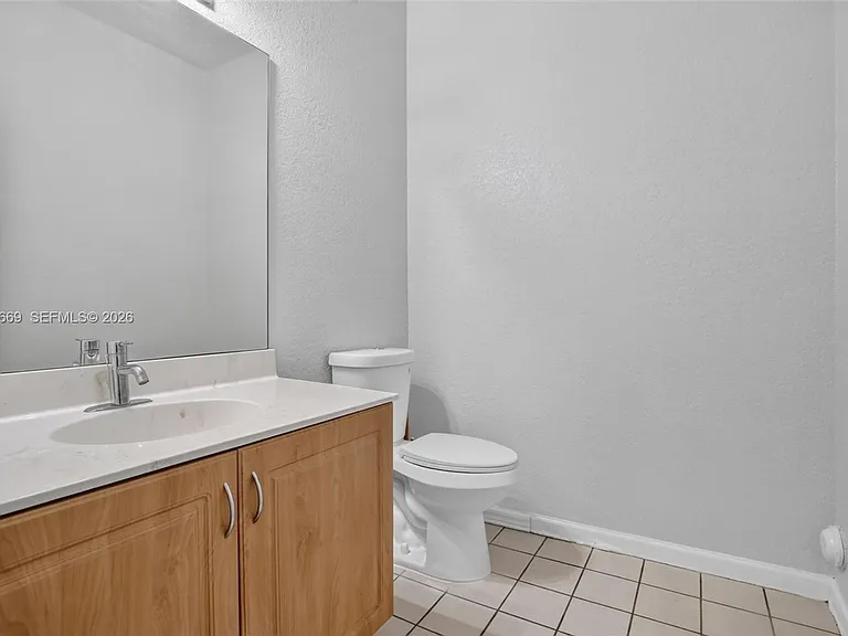 5337 SW 40th Ave — Photo 13