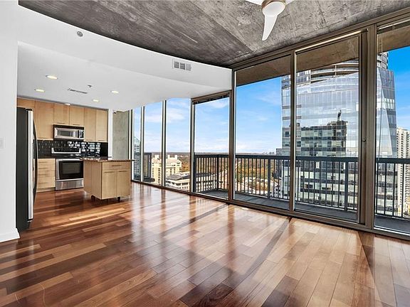 3rd image of 3324 Peachtree Rd NE Unit 2507