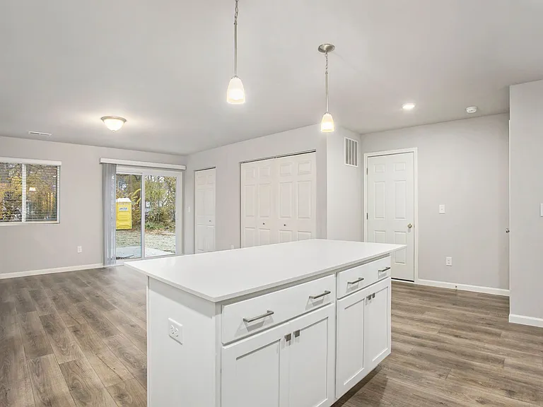 5016A Birchwood Ln — Photo 9