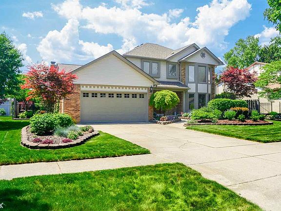 3rd image of 40431 La Grange Dr