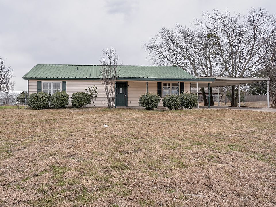 1st image of 3620 Meadow Lake Dr
