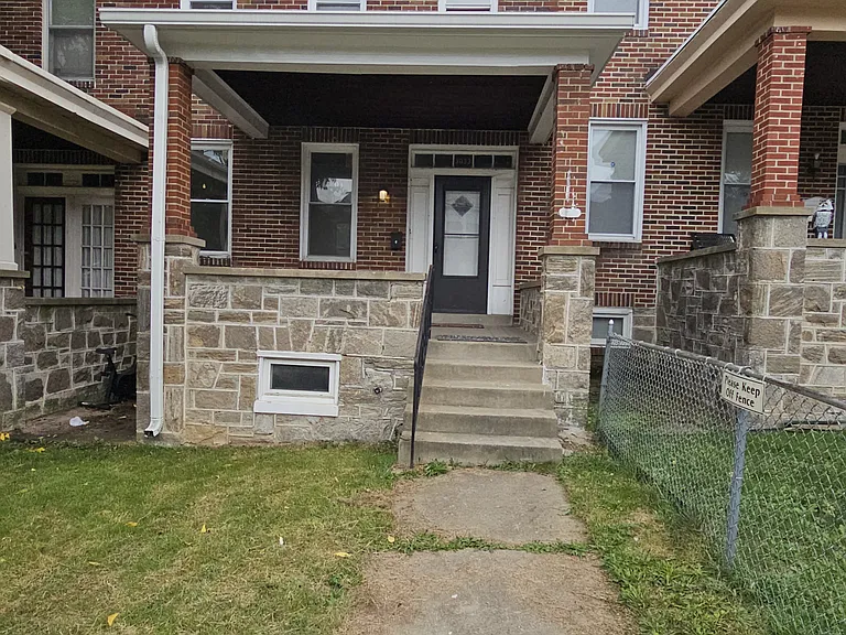 3033 Mayfield Ave #2 — Photo 7