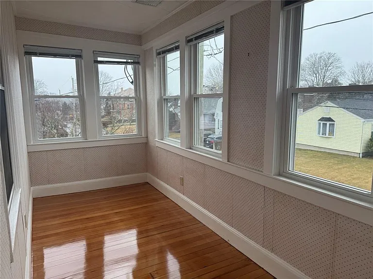 15 Freeborn St #2 — Photo 16