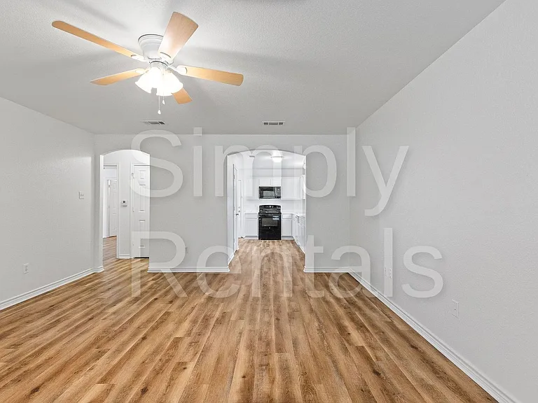 1412 Hemphill St — Photo 12