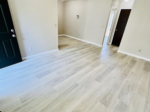 2nd image of 2403 Olive Ave