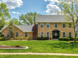 172 Log Hill Ln, Ballwin, MO 63011