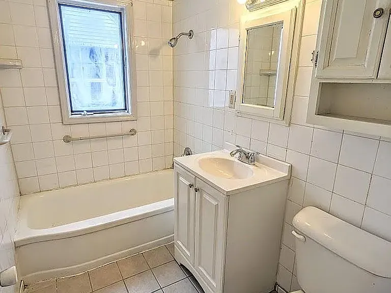 3421 Martin Ave — Photo 10