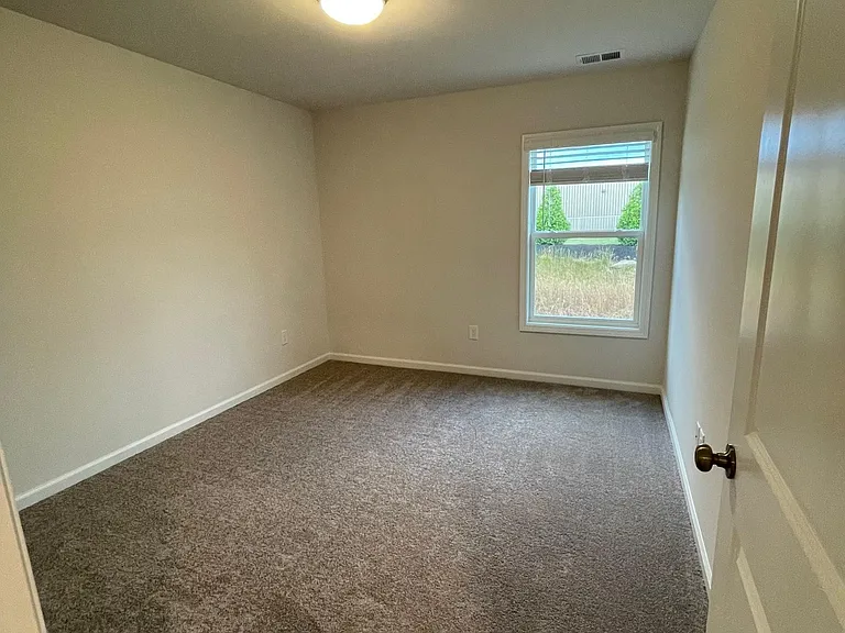 Bed room 1