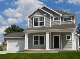 2635 Boulder Creek Dr, Saint Johns, MI 48879