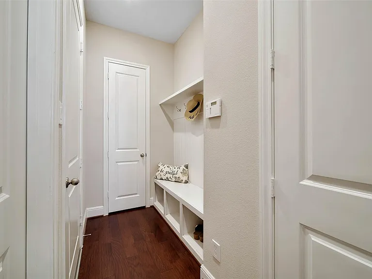 15527 Salmon Springs Dr — Photo 36